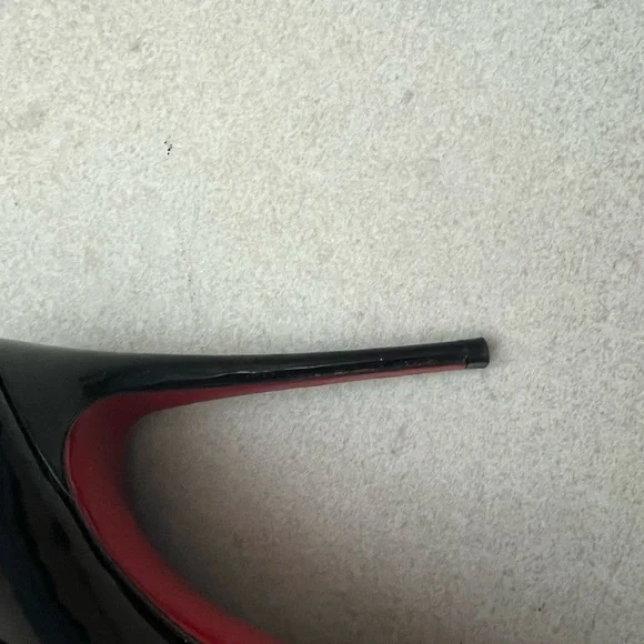 Christian Louboutin Glossy Black Heels - Picture 5 of 6